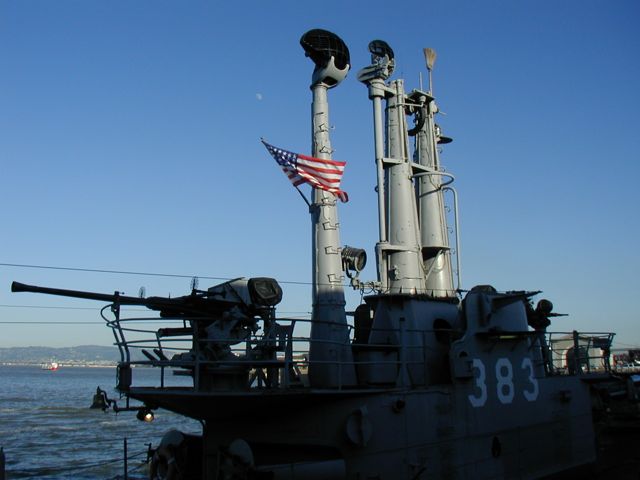 Sail with masts extended